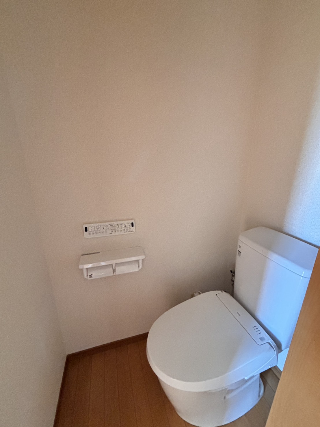 イーストアベニュー 